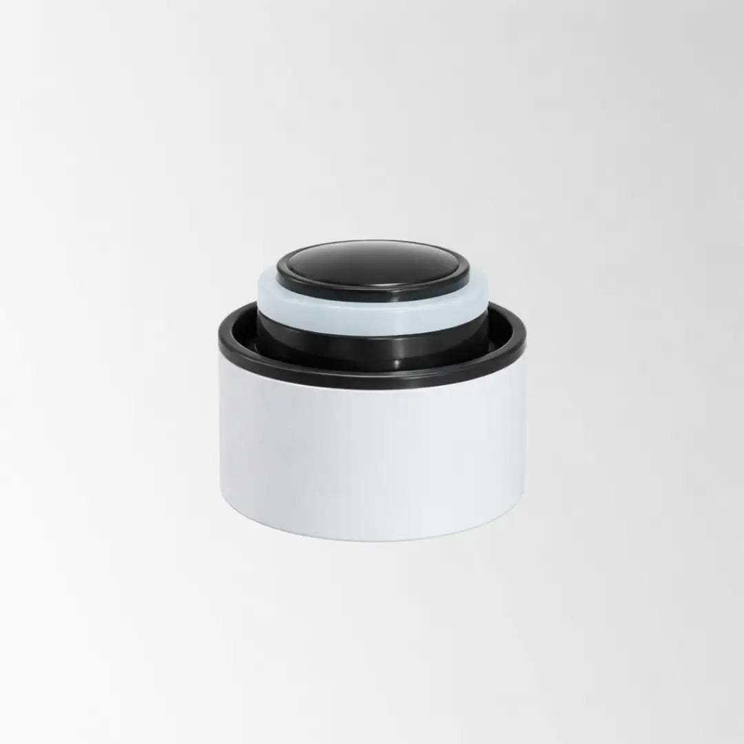 25 oz. Water bottle lid top view